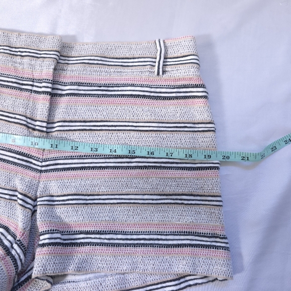 Loft Striped Cotton/Linen Blend Women's Shorts Size 6 - Picture 5 of 10